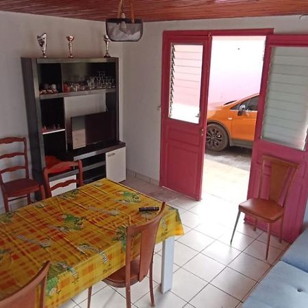 Maison Exurville Le Robert Exteriör bild
